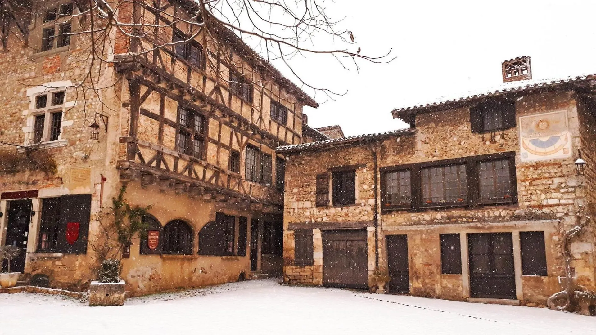 Villa Casa Papidou, Charmante Maison Au Calme Jonage